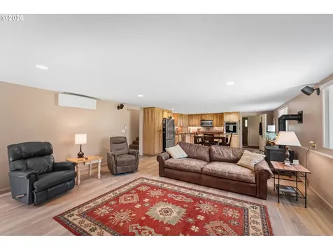112 Chapman Road Castle Rock WA 98611
