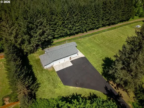 112 Chapman Road Castle Rock WA 98611