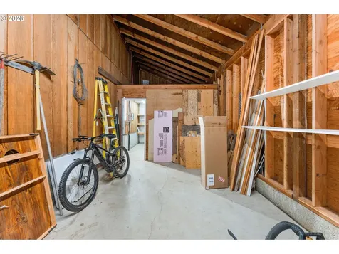 112 Chapman Road Castle Rock WA 98611
