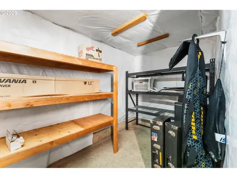 112 Chapman Road Castle Rock WA 98611