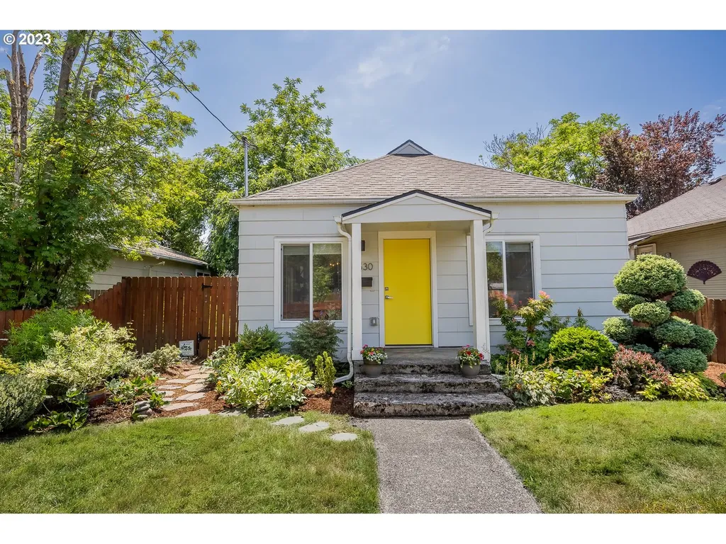 6530 Se Reedway Street Portland OR 97206