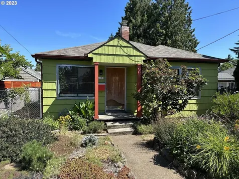 6031 Se Rhone Street Portland OR 97206
