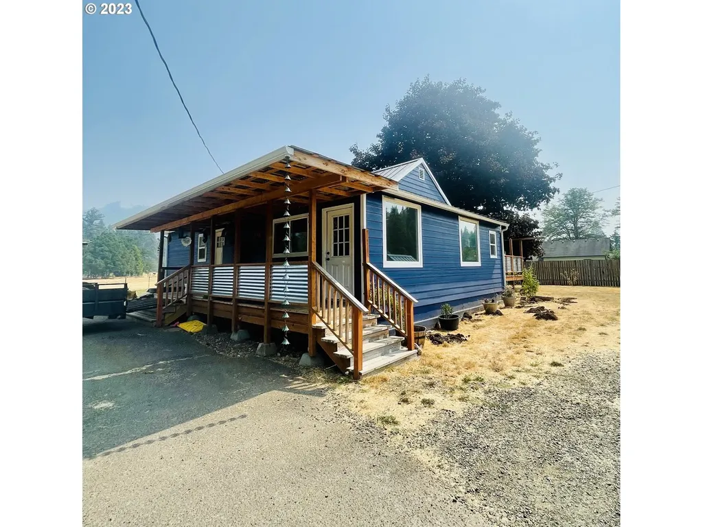 76461 London Road Cottage Grove OR 97424
