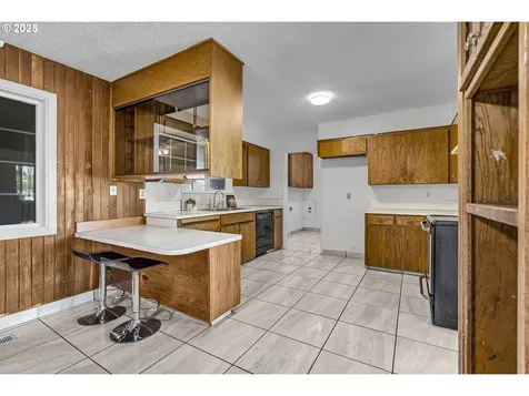 471 Marshall Street Woodburn OR 97071
