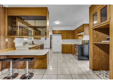 471 Marshall Street Woodburn OR 97071