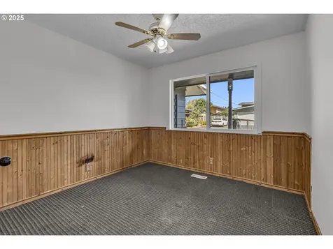 471 Marshall Street Woodburn OR 97071