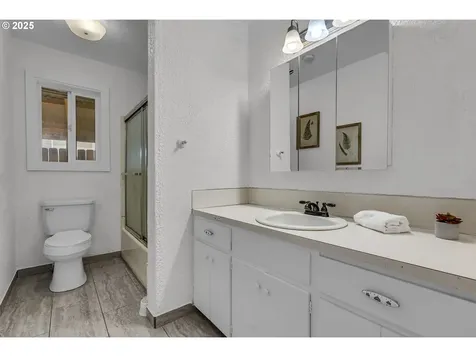 471 Marshall Street Woodburn OR 97071