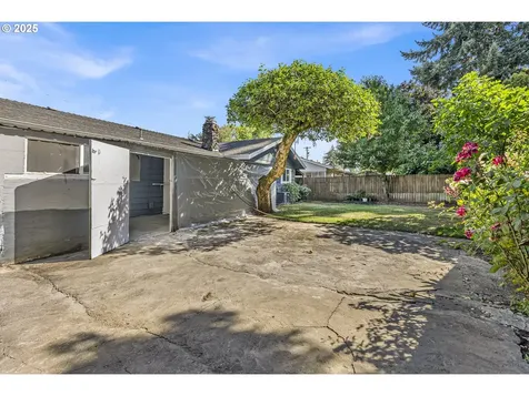 471 Marshall Street Woodburn OR 97071