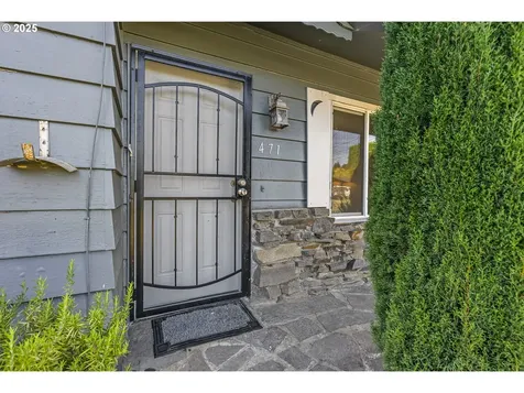 471 Marshall Street Woodburn OR 97071