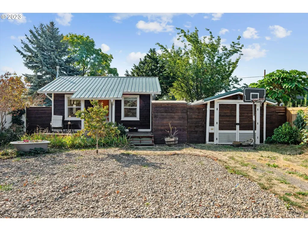 7644 Ne Siskiyou Street Portland OR 97213