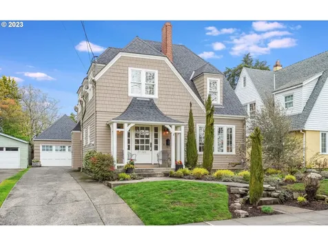 2327 Ne Alameda Street Portland OR 97212