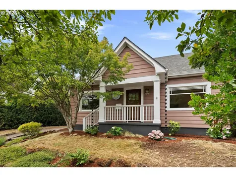 3215 Ne 51st Avenue Portland OR 97213
