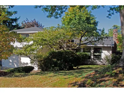 8965 Nw Sherry Court Portland OR 97229