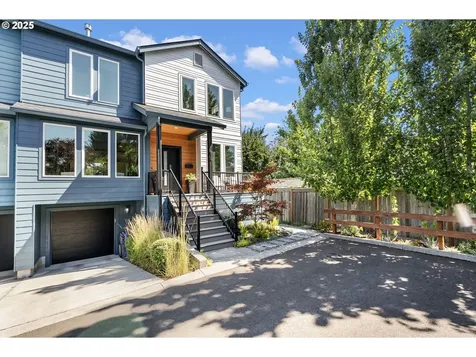 839 NE Ashley Street Portland OR 97211