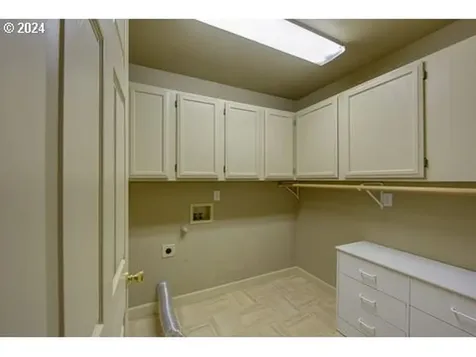 2610 Sw 22nd Court Gresham OR 97080