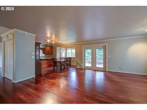 2610 Sw 22nd Court Gresham OR 97080