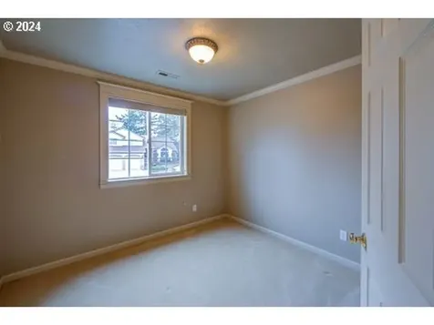 2610 Sw 22nd Court Gresham OR 97080