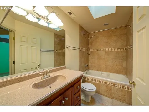 2610 Sw 22nd Court Gresham OR 97080