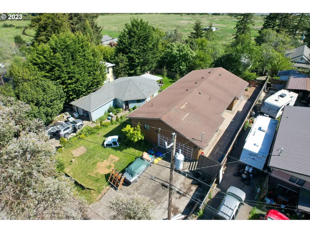 1165 Idaho Avenue Coos Bay OR 97420