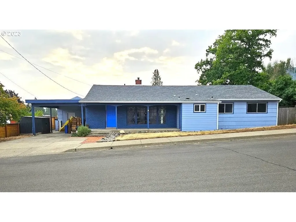 777 W Pilger Street Roseburg OR 97471