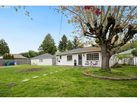 6435 Ne Emerson Street Portland OR 97218