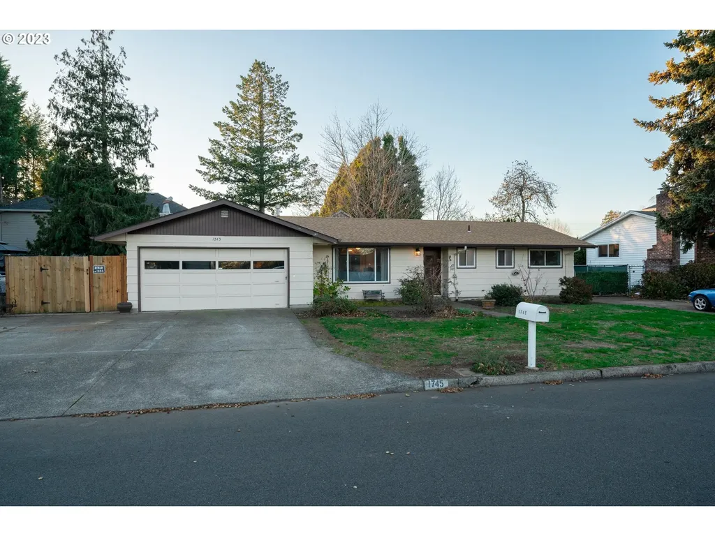 1745 Ne Liberty Avenue Gresham OR 97030