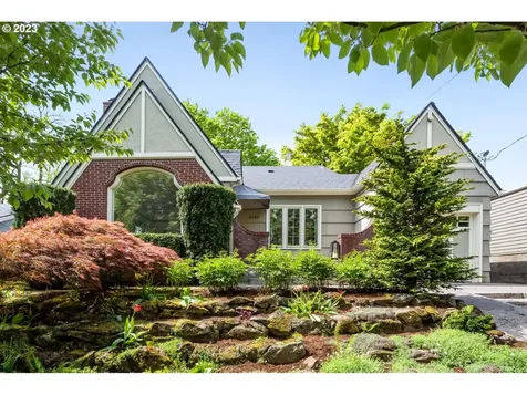 2105 Se 31st Avenue Portland OR 97214