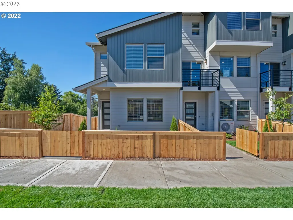 18008 Ne 47th Avenue Vancouver WA 98686