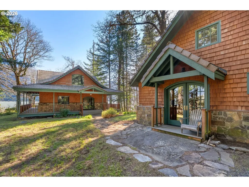 47742 State Highway 14 Stevenson WA 98648