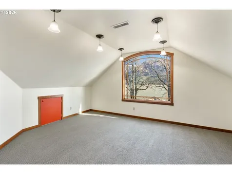 47742 State Highway 14 Stevenson WA 98648