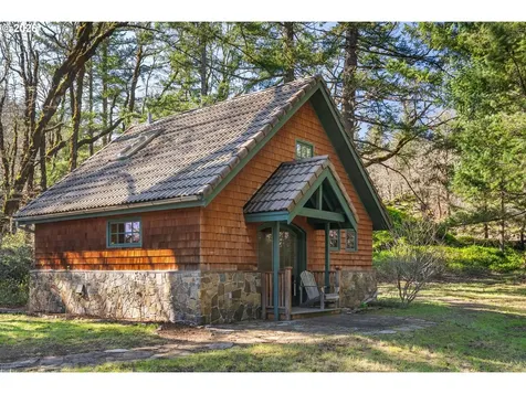 47742 State Highway 14 Stevenson WA 98648