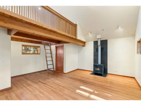 47742 State Highway 14 Stevenson WA 98648