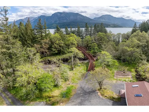 47742 State Highway 14 Stevenson WA 98648