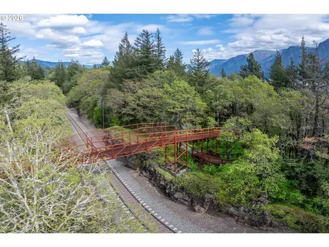 47742 State Highway 14 Stevenson WA 98648