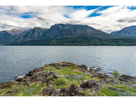 47742 State Highway 14 Stevenson WA 98648