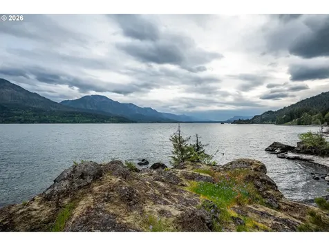 47742 State Highway 14 Stevenson WA 98648