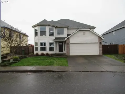 2665 Roanoke Street Woodburn OR 97071