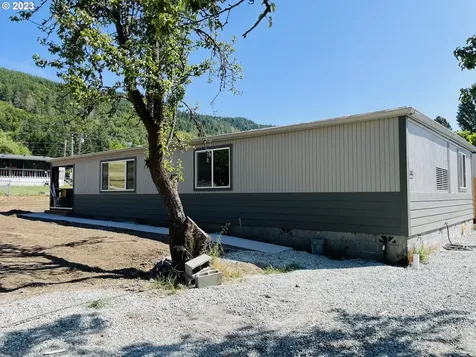 282 Carte Lane Myrtle Creek OR 97457