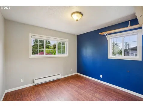 137 Cedar Lane Wood Village OR 97060