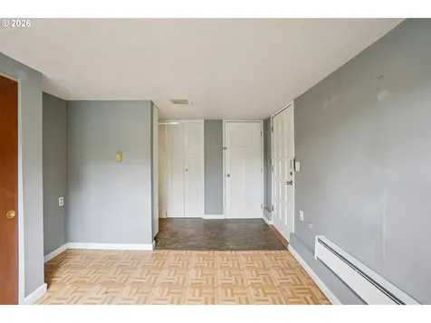 137 Cedar Lane Wood Village OR 97060