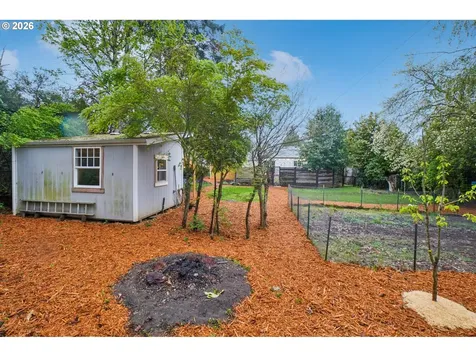 137 Cedar Lane Wood Village OR 97060