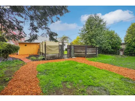 137 Cedar Lane Wood Village OR 97060