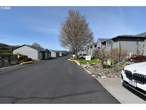 Lone Pine Lane The Dalles OR 97058