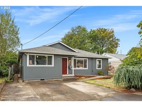8721 N Dwight Avenue Portland OR 97203