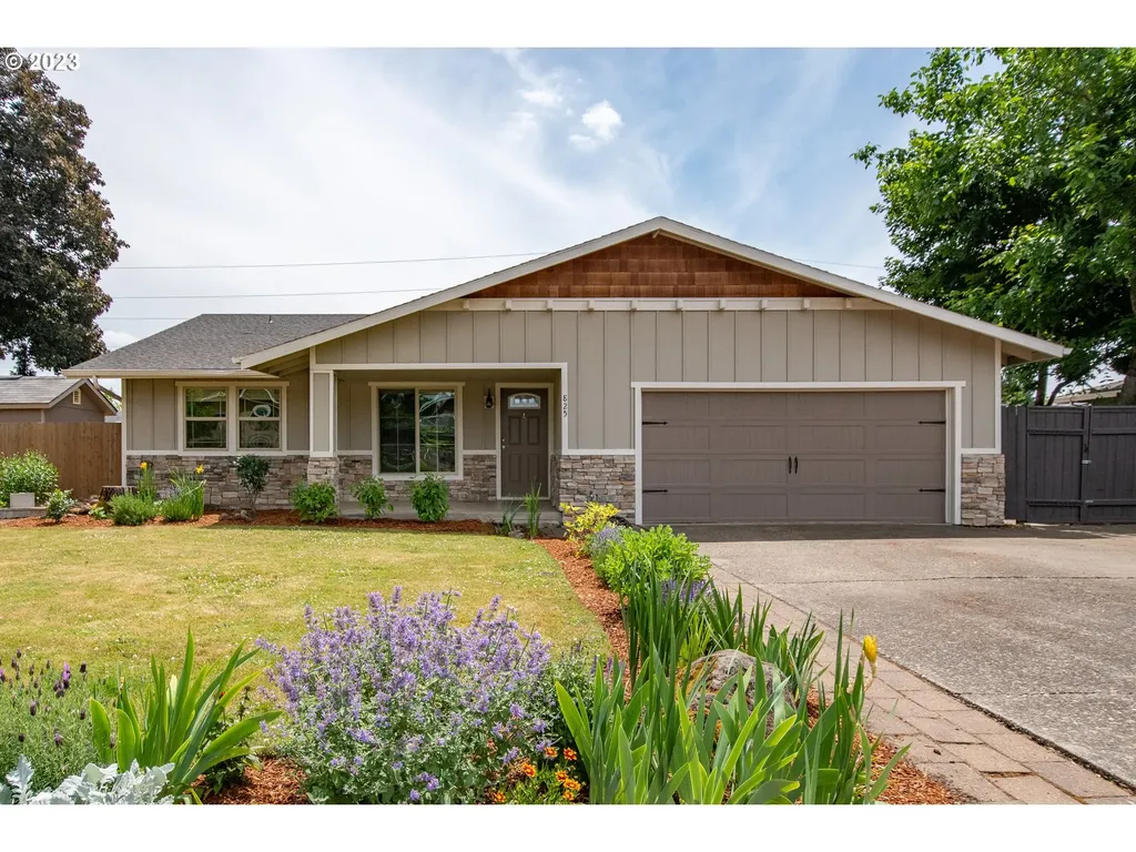 825 Ne Fairway Lane Canby OR 97013