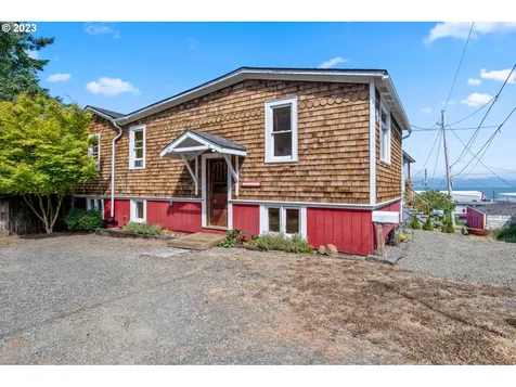 127 Washington Street Astoria OR 97103