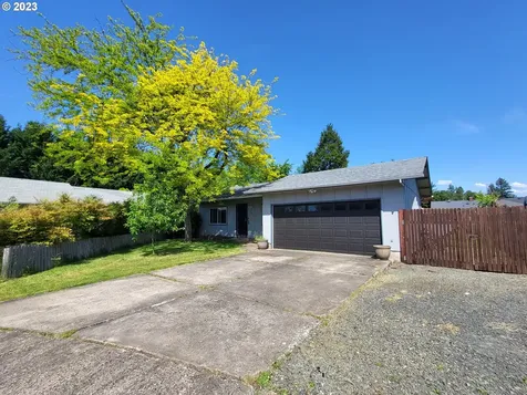 122 Blair Court Cottage Grove OR 97424