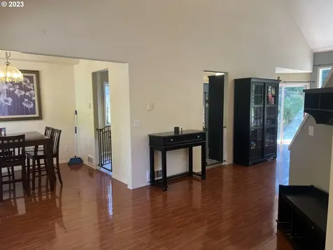 812 8th Street Florence OR 97439