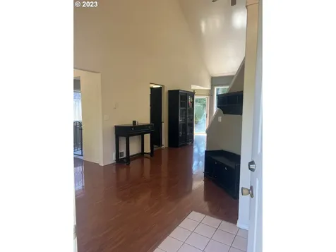 812 8th Street Florence OR 97439