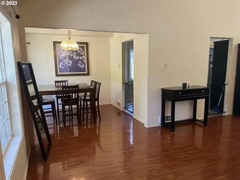 812 8th Street Florence OR 97439